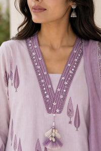 Lavender Aira pure cotton suit set with Kota cotton dupatta — close-up of weave and embroidery detail, RITAURA